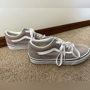 NWOT Vans Women’s Size 7